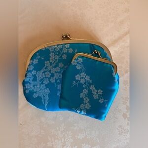 Vintage Blue Floral Brocade Coin Purses – Set of 2 Kiss Lock Clutches